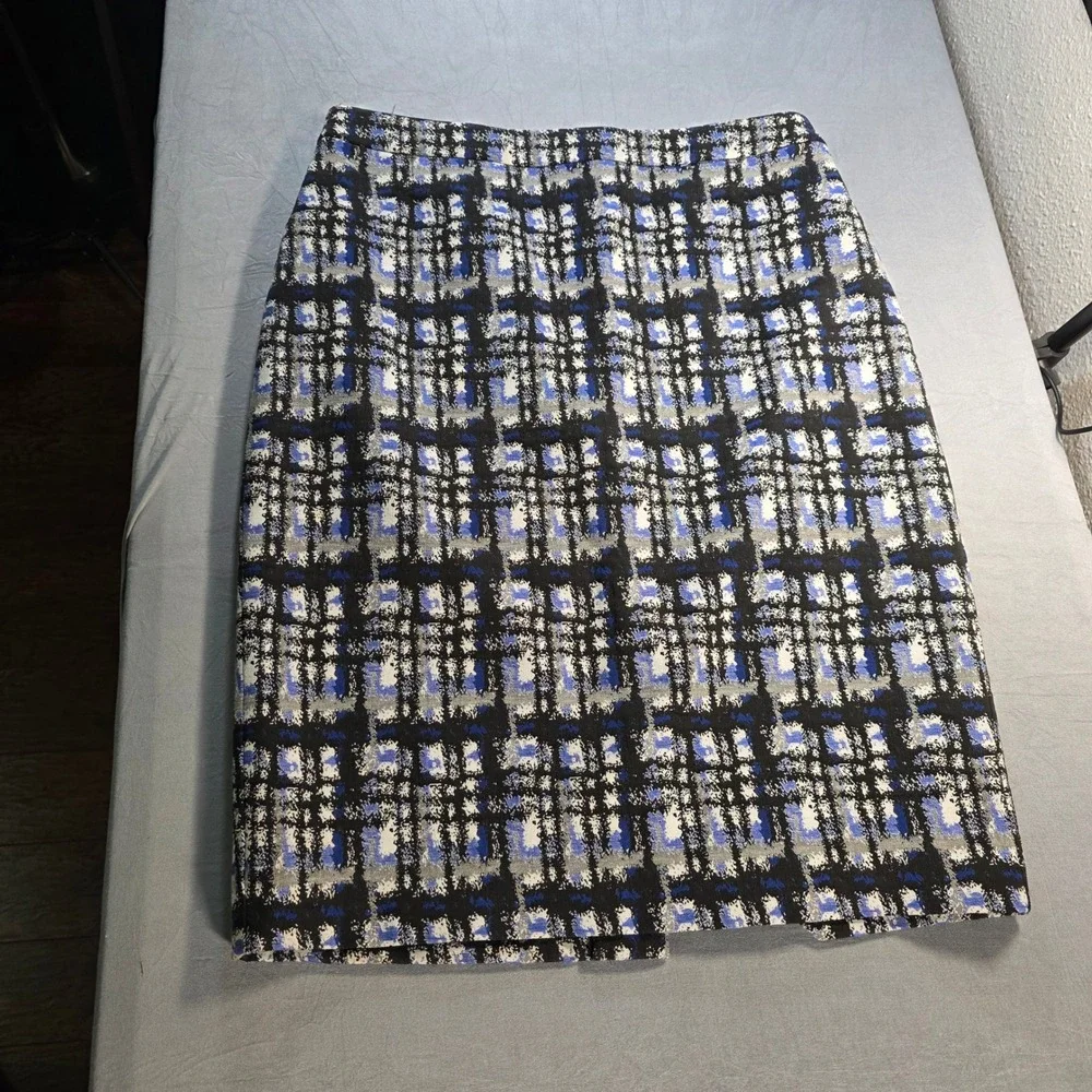 Calvin Klein Blue Black White Abstract Plaid‎ Pencil Skirt Size 4 Lined Workwear